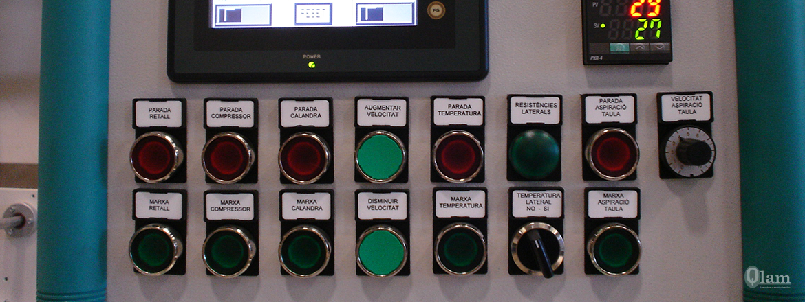 Panel de control con pantalla táctil laminadora MASTER-102